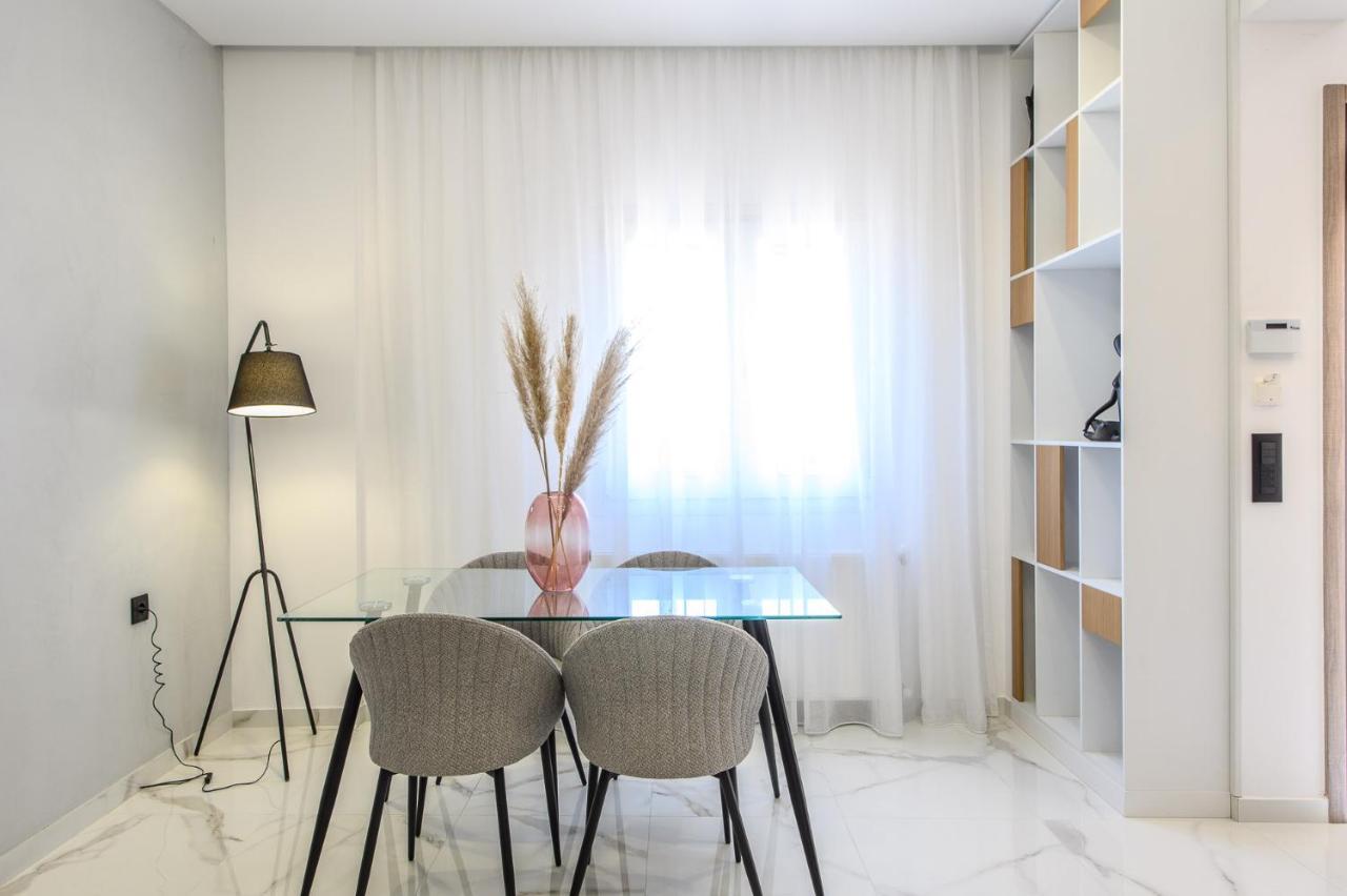 Aikanto Apartment *